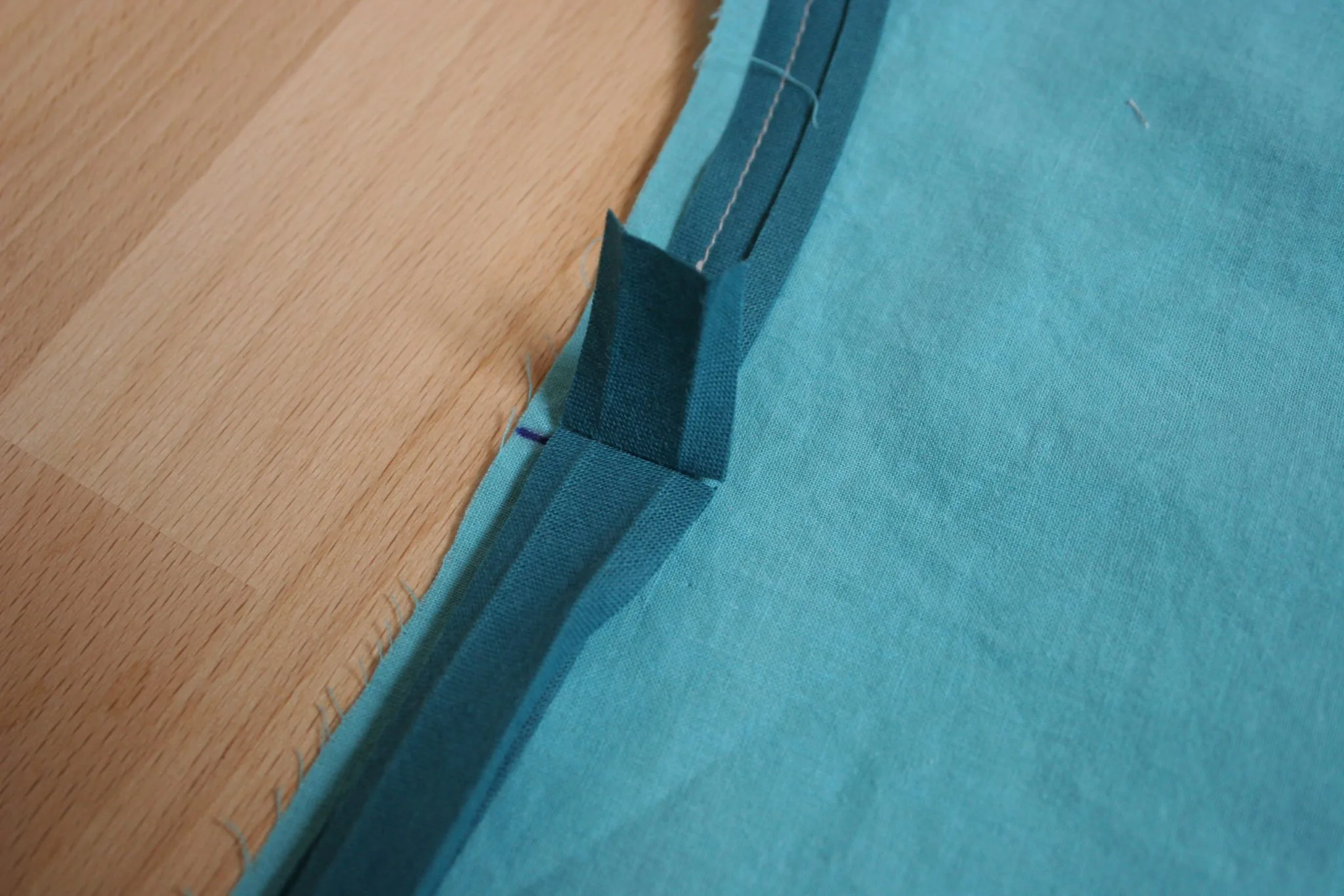 How to finish a neckline with bias tape